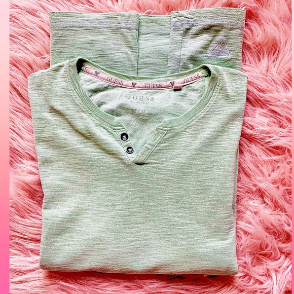 GUESS Men’s Crew Neck T Shirt - Picture 4 of 10